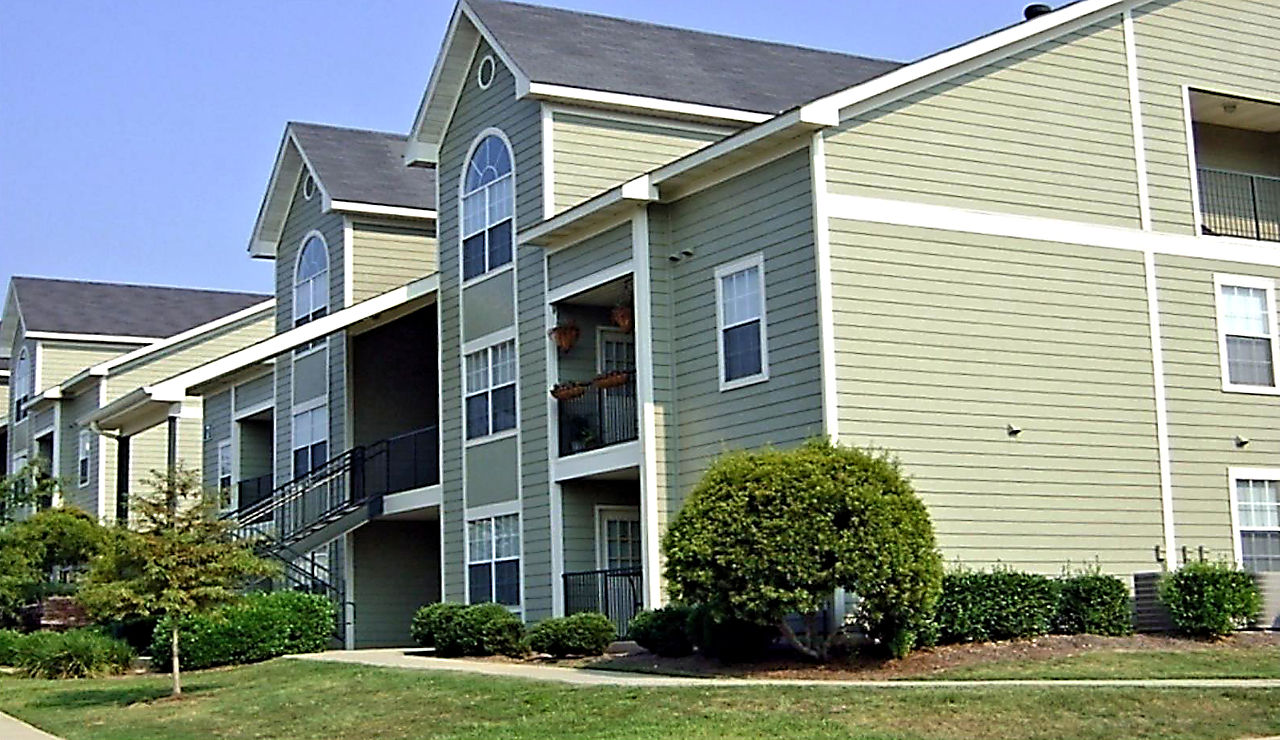 Twin Oaks Apartments